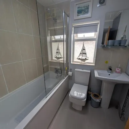 Stylish 2bd Near Parks Apartment Bradford (West Yorkshire)